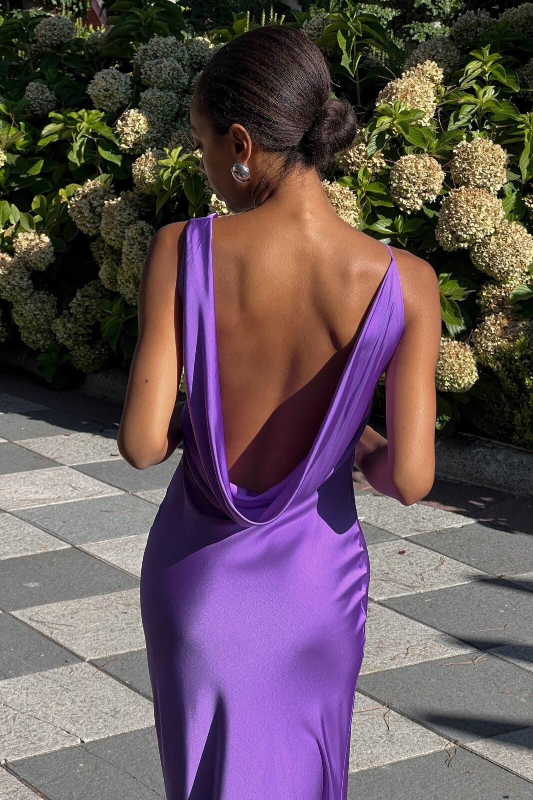 Vestido Aurora – Elegancia en Movimiento