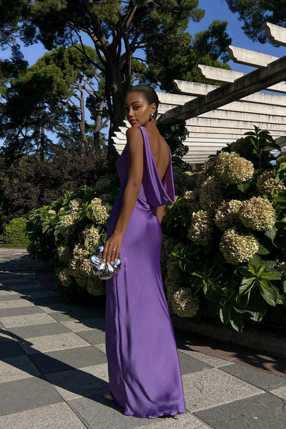 Vestido Aurora – Elegancia en Movimiento