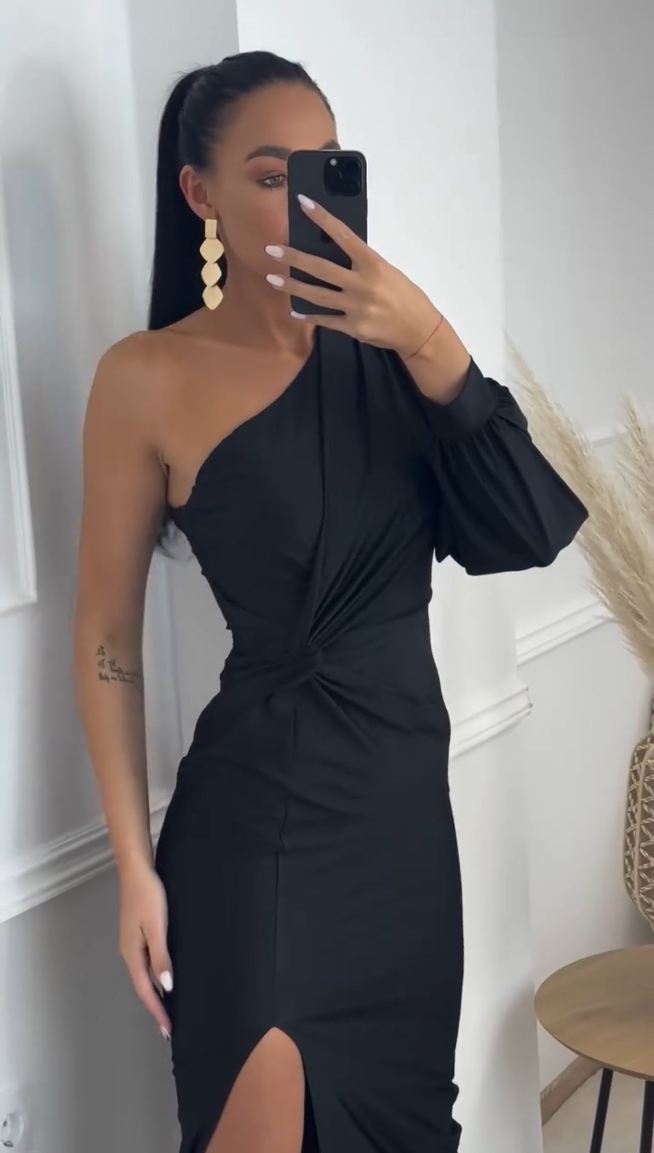 Vestido Vania – Elegancia con Estilo